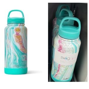 SWIG LIFE BOTTLE ‼️SALE‼️